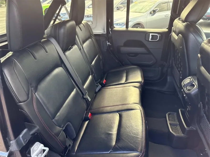 2021 Jeep Wrangler Unlimited Rubicon photo 14