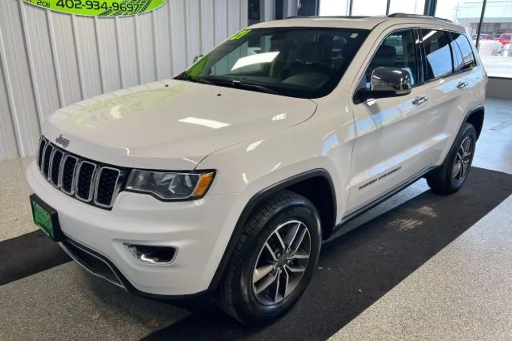 2021 Jeep Grand Cherokee Limited Sport photo 1