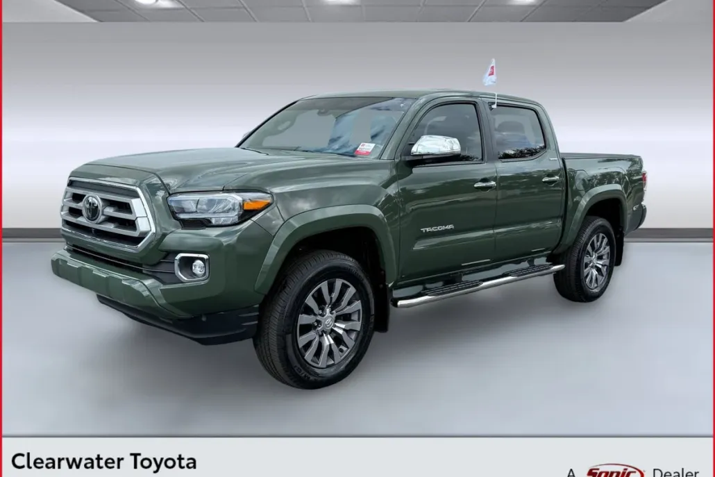 2022 Toyota Tacoma Limited photo 1