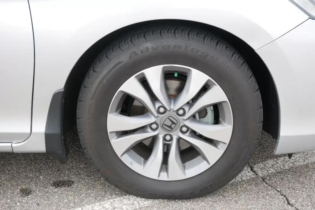 2015 Honda Accord LX photo 1