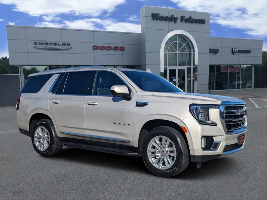 2023 Gmc Yukon SLT photo 1