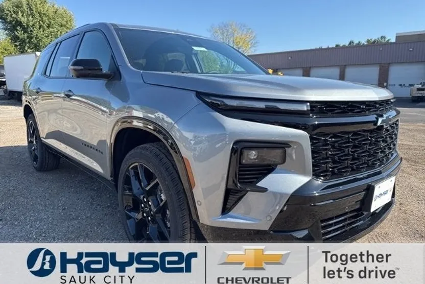 2026 Chevrolet Traverse RS photo 1