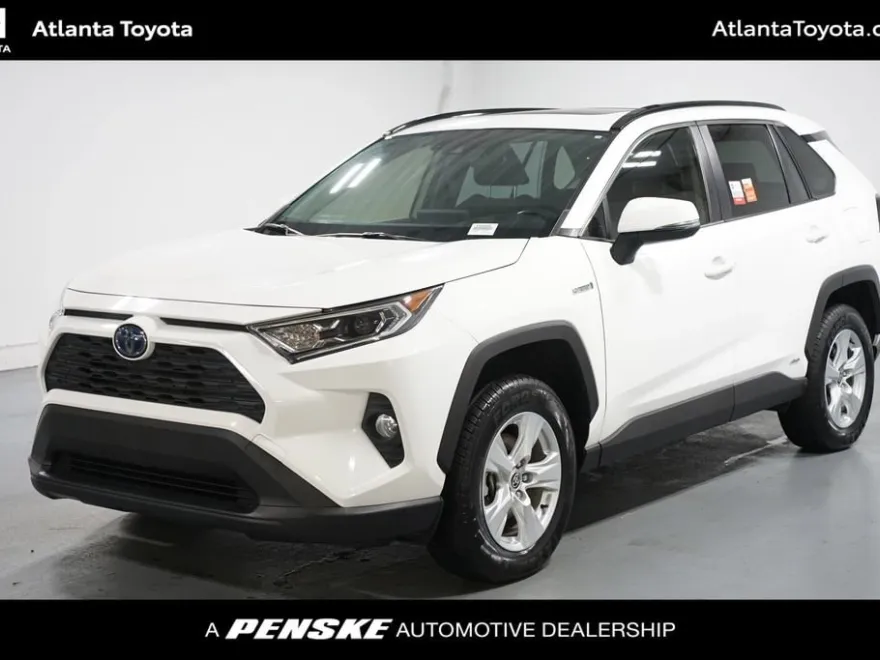 2021 Toyota RAV4 Hybrid XLE photo 1