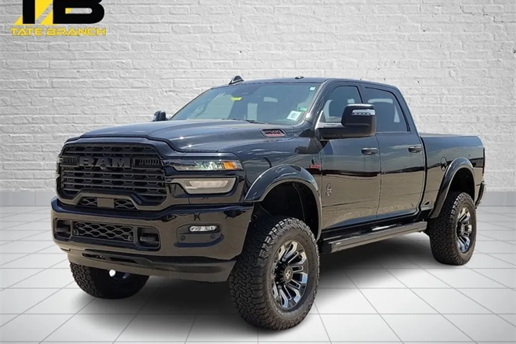 2025 Ram 2500 Big Horn photo 1