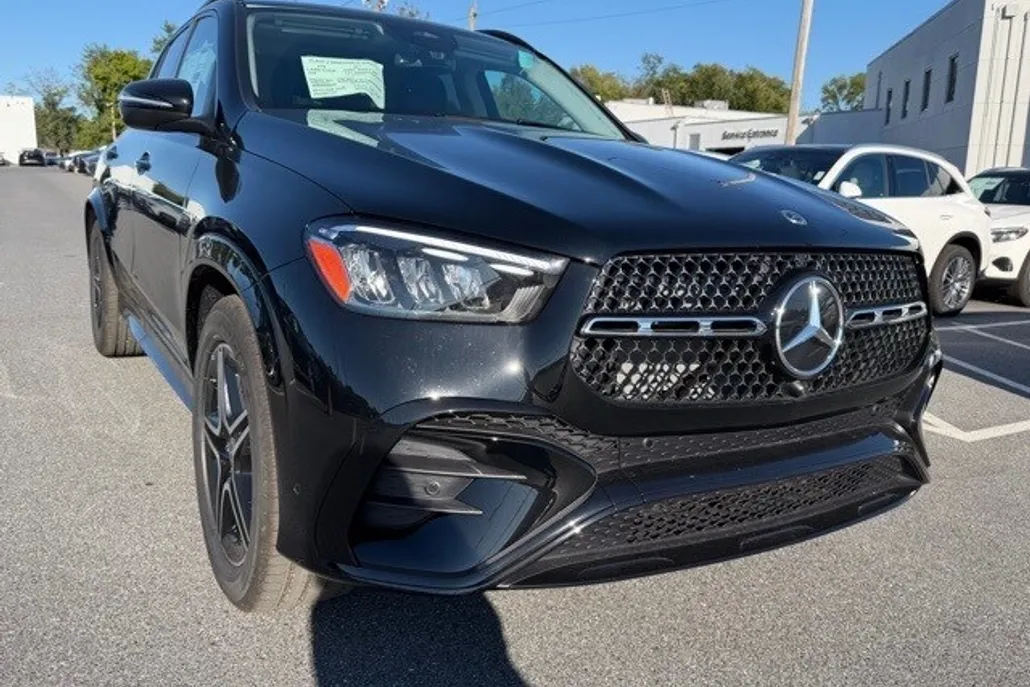 2026 Mercedes Benz GLE 350 4MATIC photo 1