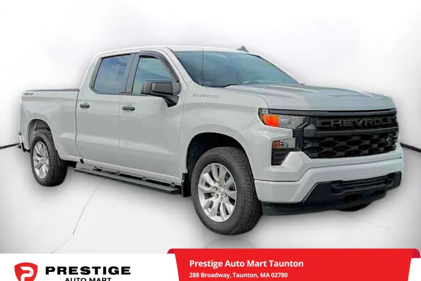 2023 Chevrolet Silverado 1500 Custom photo 1