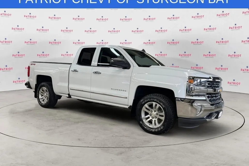 2016 Chevrolet Silverado 1500 LTZ photo 1