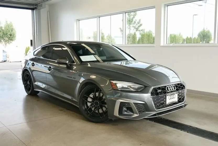 2022 Audi A5 Premium S line Quattro photo 1