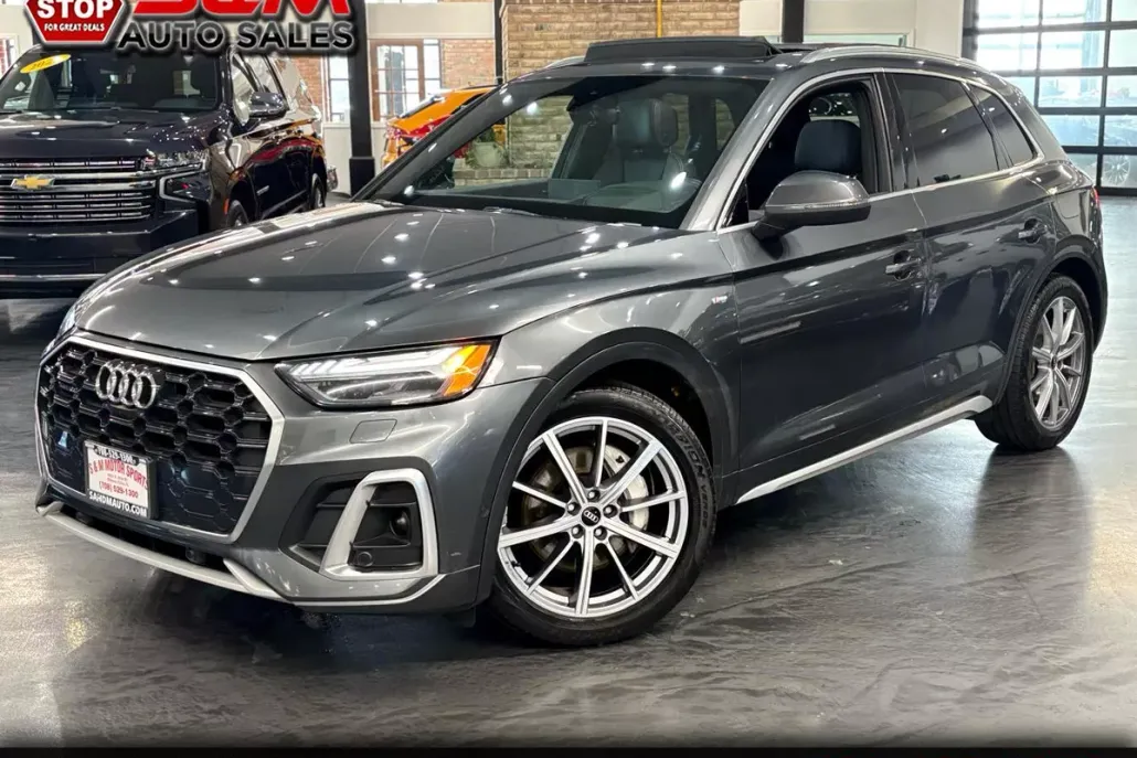 2022 Audi Q5 S line Prestige 55 TFSI Premium photo 1