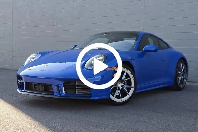 2025 Porsche 911 photo 1