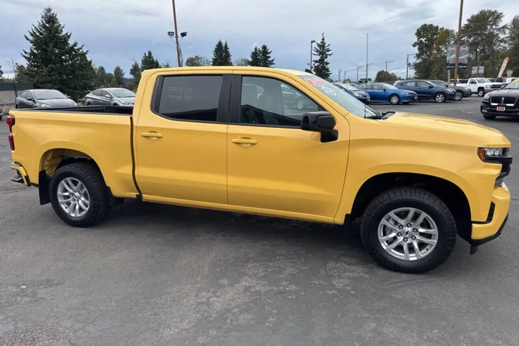 2022 Chevrolet Silverado 1500 RST photo 1