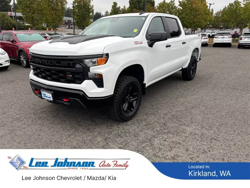 2024 Chevrolet Silverado 1500 Custom Trail Boss photo 1