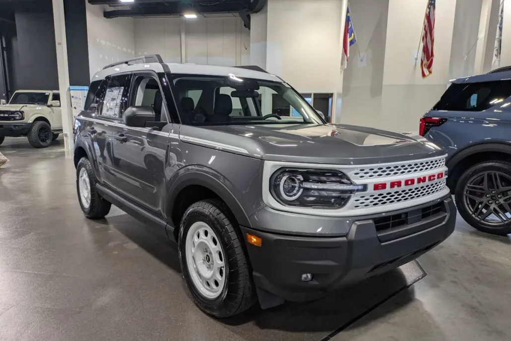 2025 Ford Bronco Sport Heritage photo 1