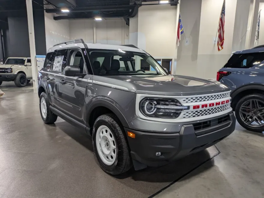 2025 Ford Bronco Sport Heritage photo 1