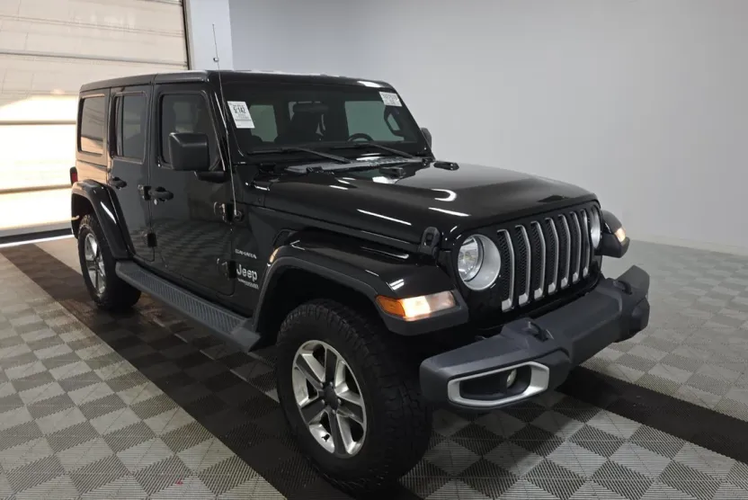 2020 Jeep Wrangler Unlimited Sahara photo 1