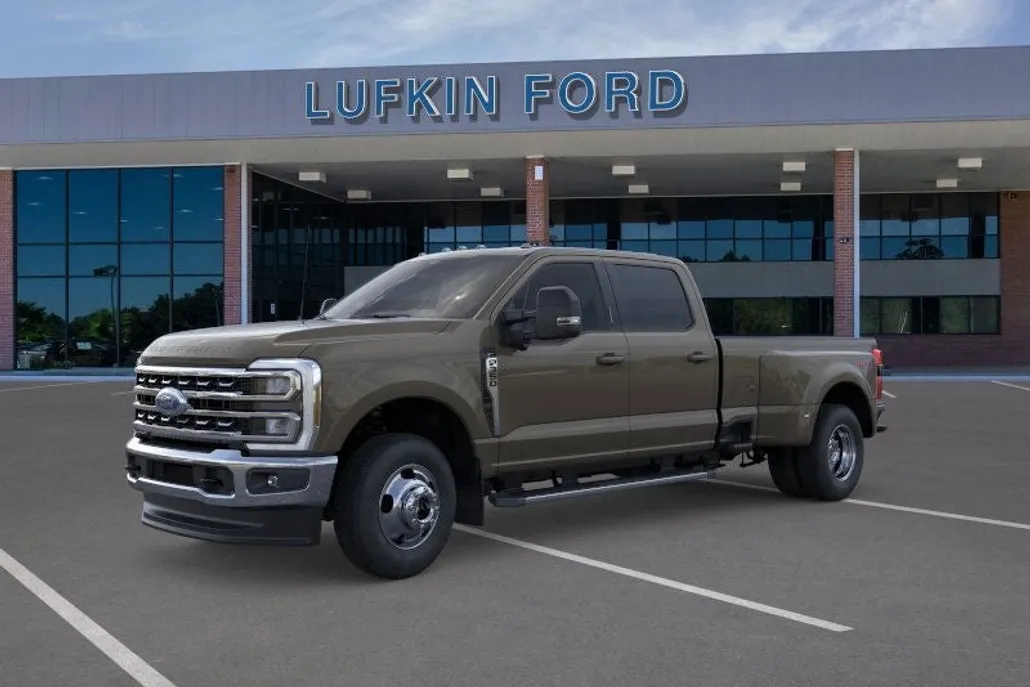 2026 Ford F-350 XLT photo 1