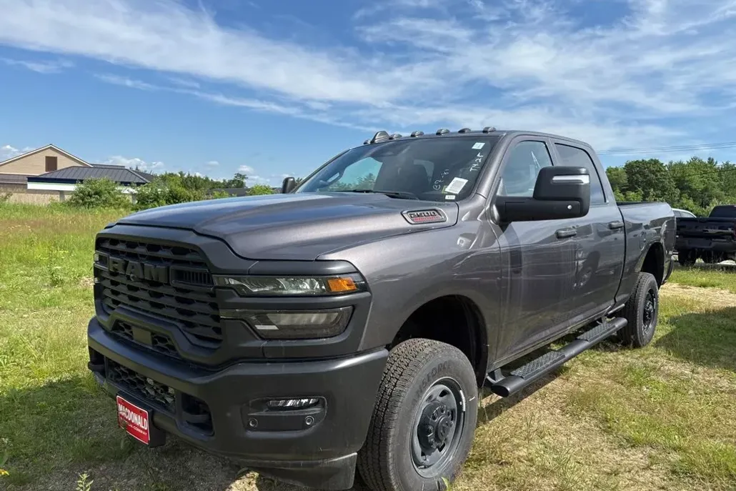 2025 Ram 2500 Tradesman photo 1