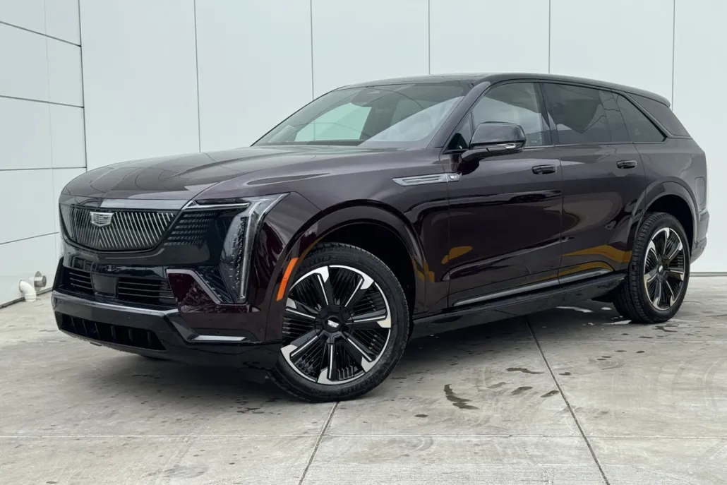 2025 Cadillac Escalade IQ Sport photo 1