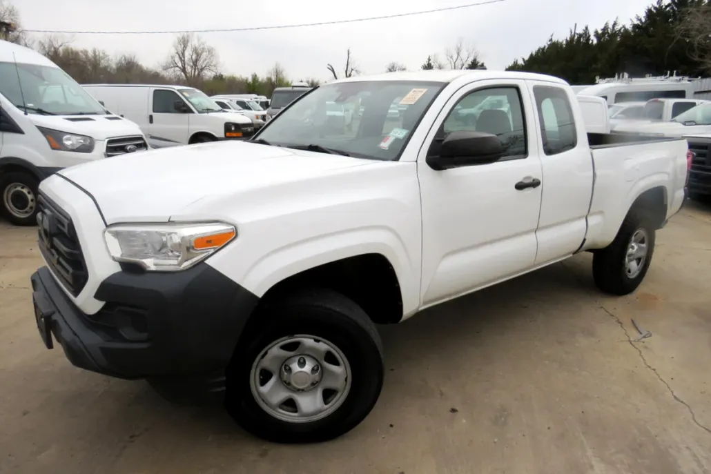 2018 Toyota Tacoma SR5 Access Cab photo 1