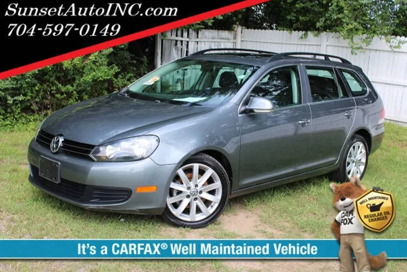 2013 Volkswagen Jetta SportWagen SE photo 1