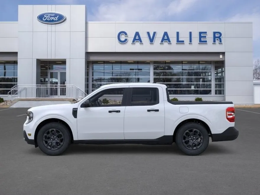 2025 Ford Maverick XLT photo 1