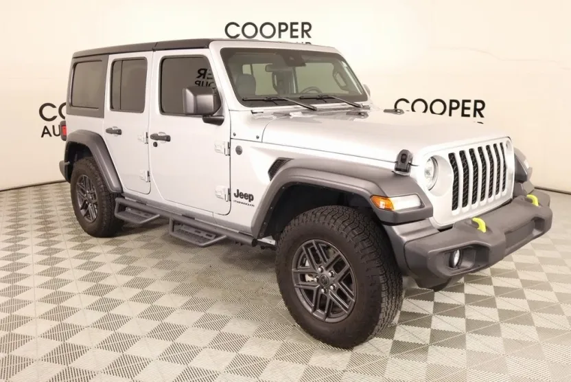 2024 Jeep Wrangler Sport S photo 1