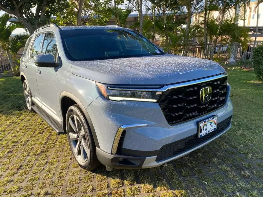 2024 Honda Pilot Touring photo 1