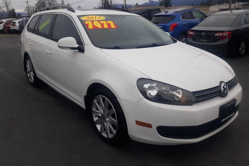 2013 Volkswagen Jetta SportWagen TDI photo 1