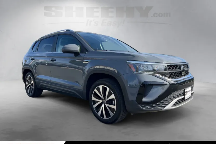 2023 Volkswagen Taos SE photo 1