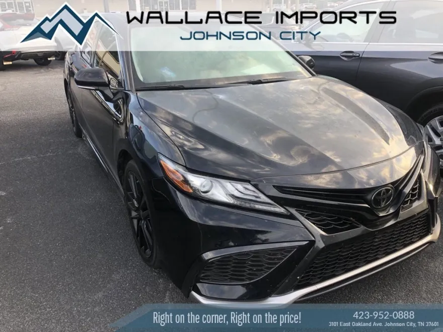 2022 Toyota Camry XSE photo 1
