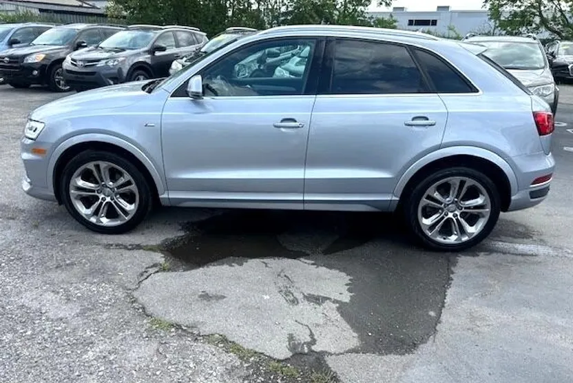 2018 Audi Q3 Premium Plus photo 1