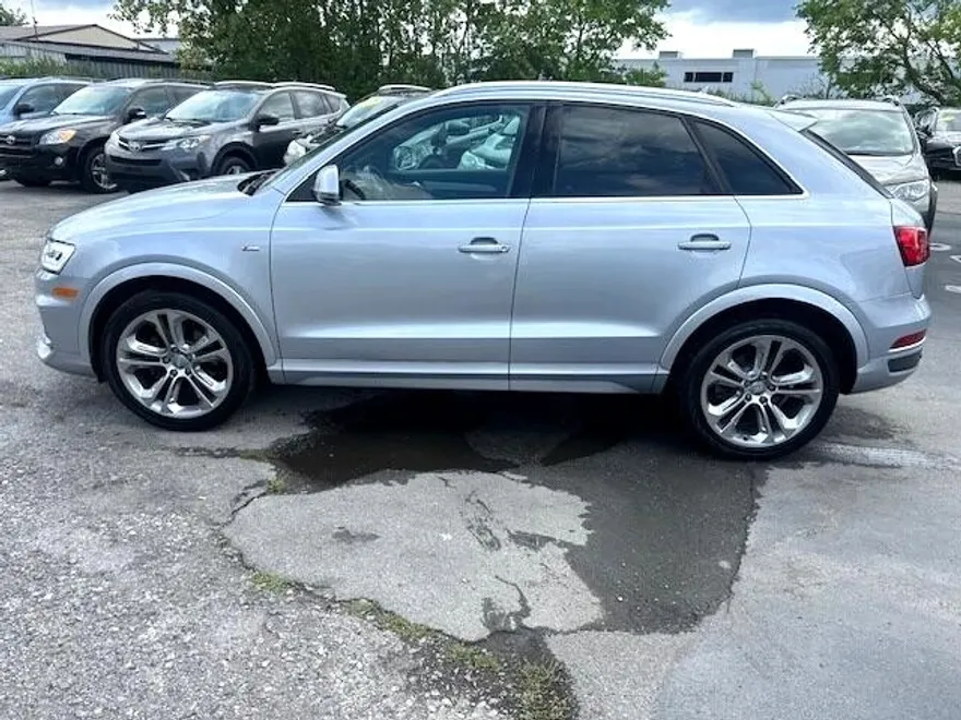 2018 Audi Q3 Premium Plus photo 1