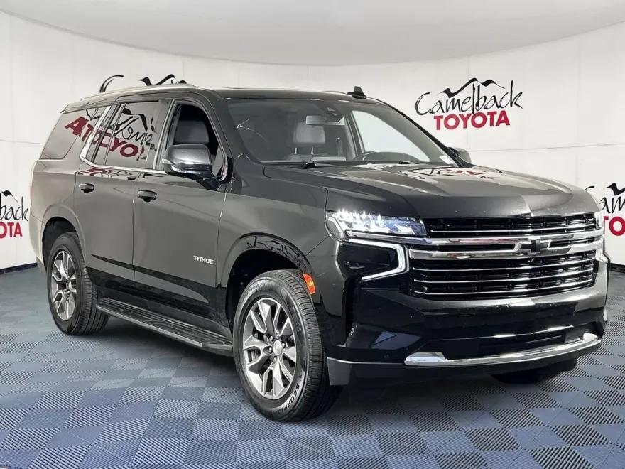 2022 Chevrolet Tahoe LT photo 1