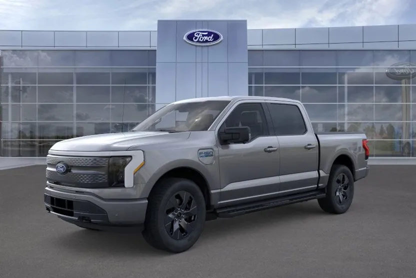 2025 Ford F-150 Lightning photo 1