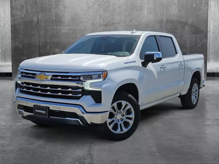 2025 Chevrolet Silverado 1500 LTZ photo 1
