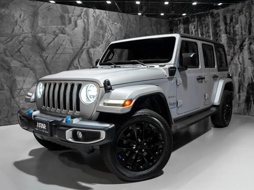 2023 Jeep Wrangler Sahara 4xe photo 1