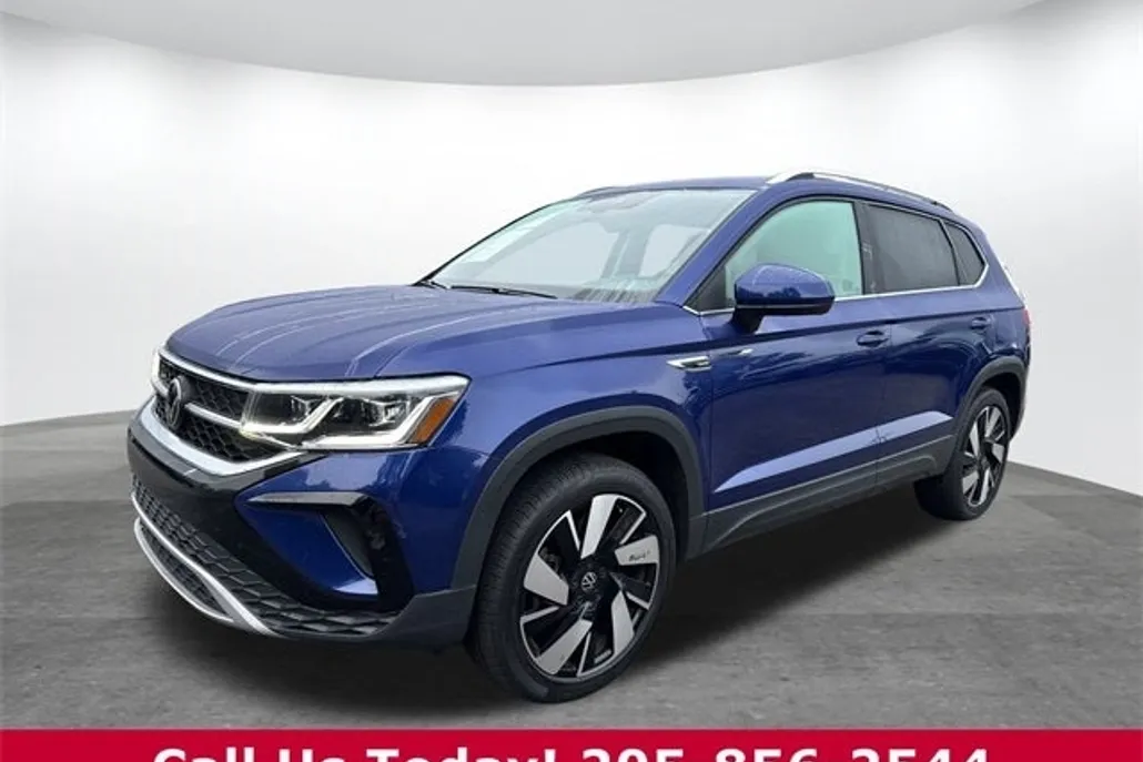 2024 Volkswagen Taos SEL photo 1