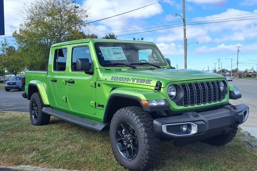2025 Jeep Gladiator Sport photo 1