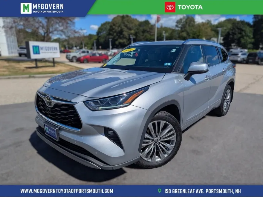 2022 Toyota Highlander Platinum photo 1