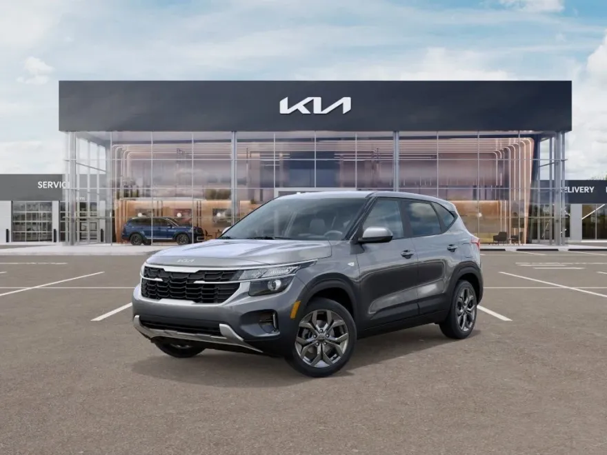 2026 Kia Seltos LX photo 1