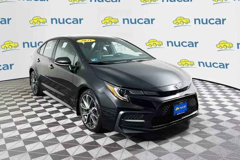 2021 Toyota Corolla SE photo 1