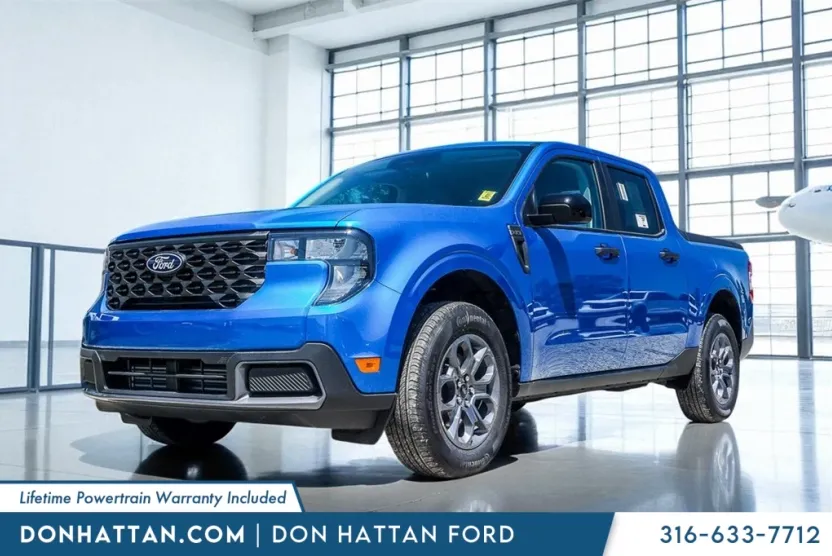 2025 Ford Maverick XLT photo 1