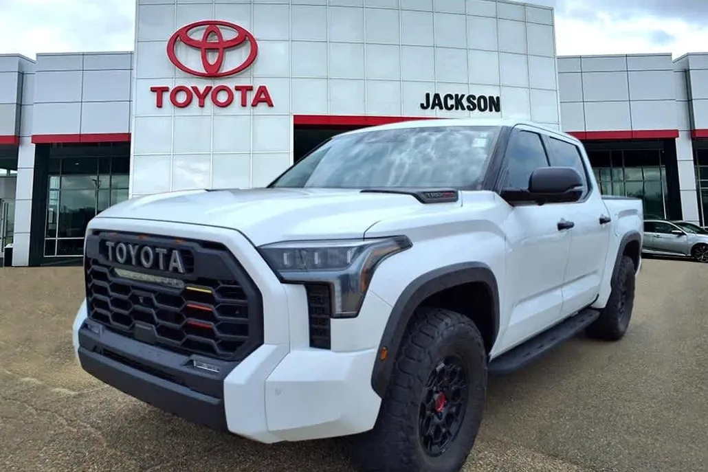 2022 Toyota Tundra TRD Pro CrewMax photo 1