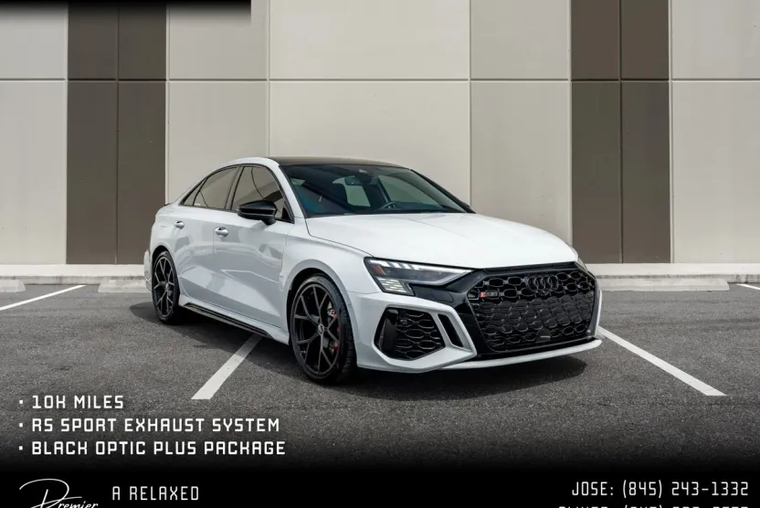 2024 Audi RS 3 Base photo 1