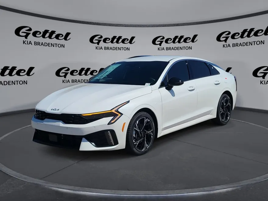 2026 Kia K5 GT-Line photo 1