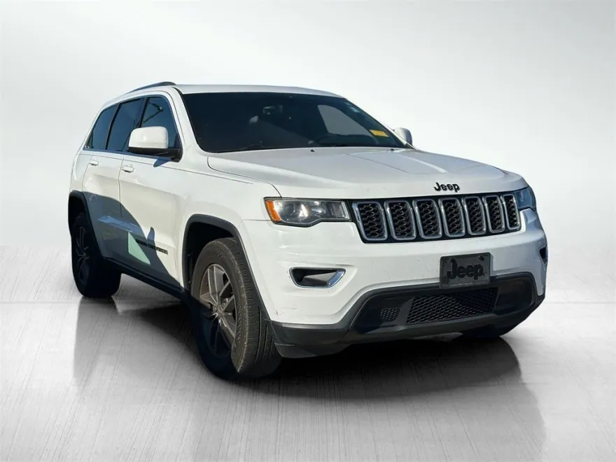 2018 Jeep Grand Cherokee Laredo photo 1