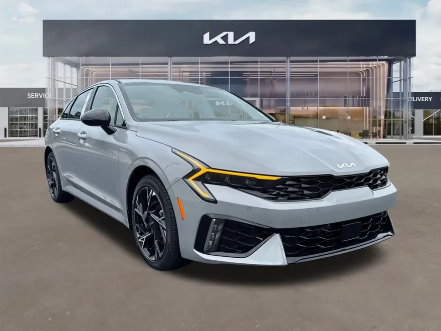 2026 Kia K5 GT-Line photo 1