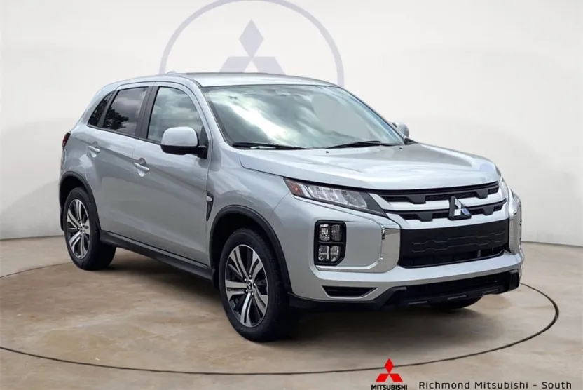 2025 Mitsubishi Outlander Sport ES SE LE photo 1