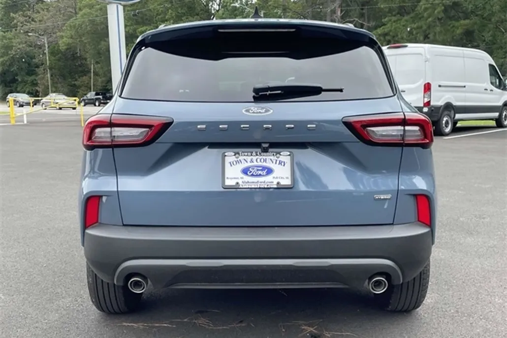 2025 Ford Escape Hybrid ST-Line photo 1