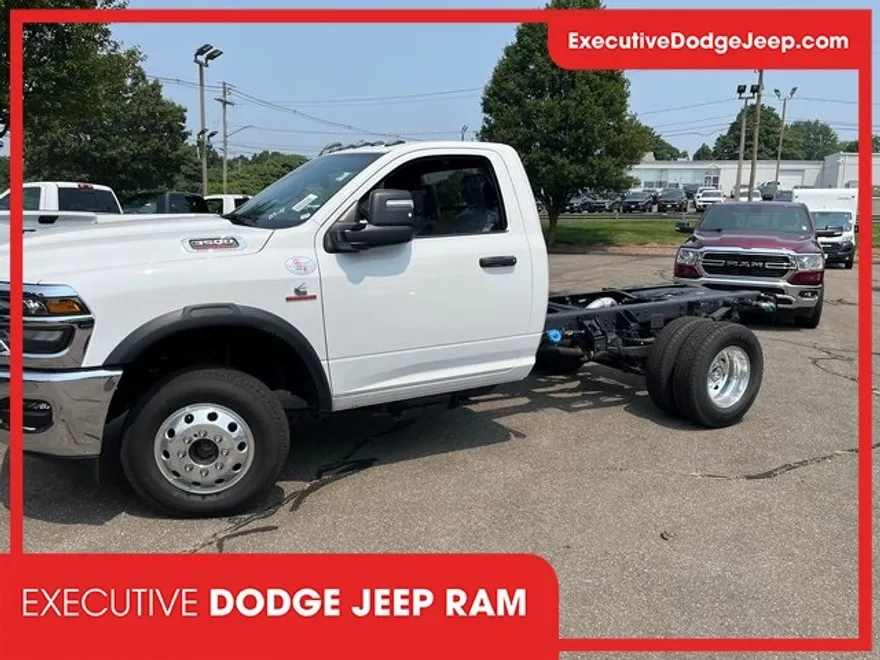 2025 Ram 3500 Tradesman photo 1